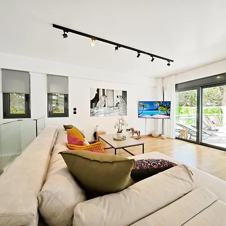 Costa Voula Private Pool, Cinema, By Apartment Athens